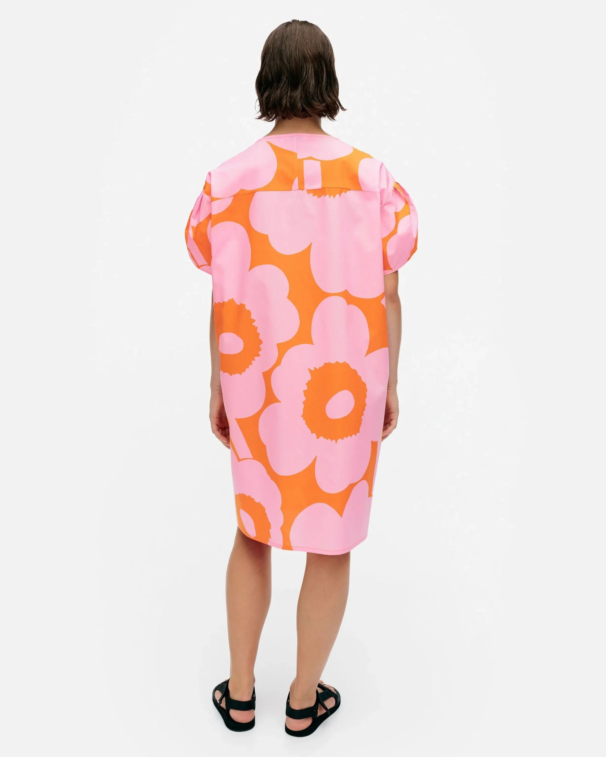avomeri_unikko_puuvillapopliinimekko_2.webp Marimekko Mekot^Avomeri Unikko Puuvillapopliinimekko