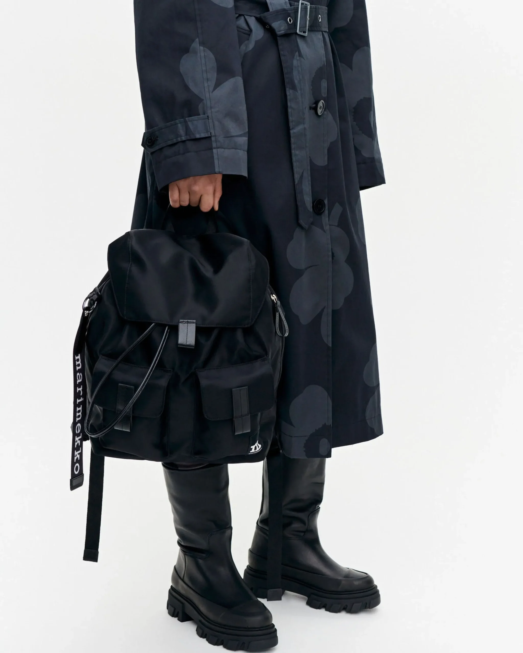 everything_backpack_l_solid_reppu_4.webp Marimekko Reput^Everything Backpack L Solid Reppu