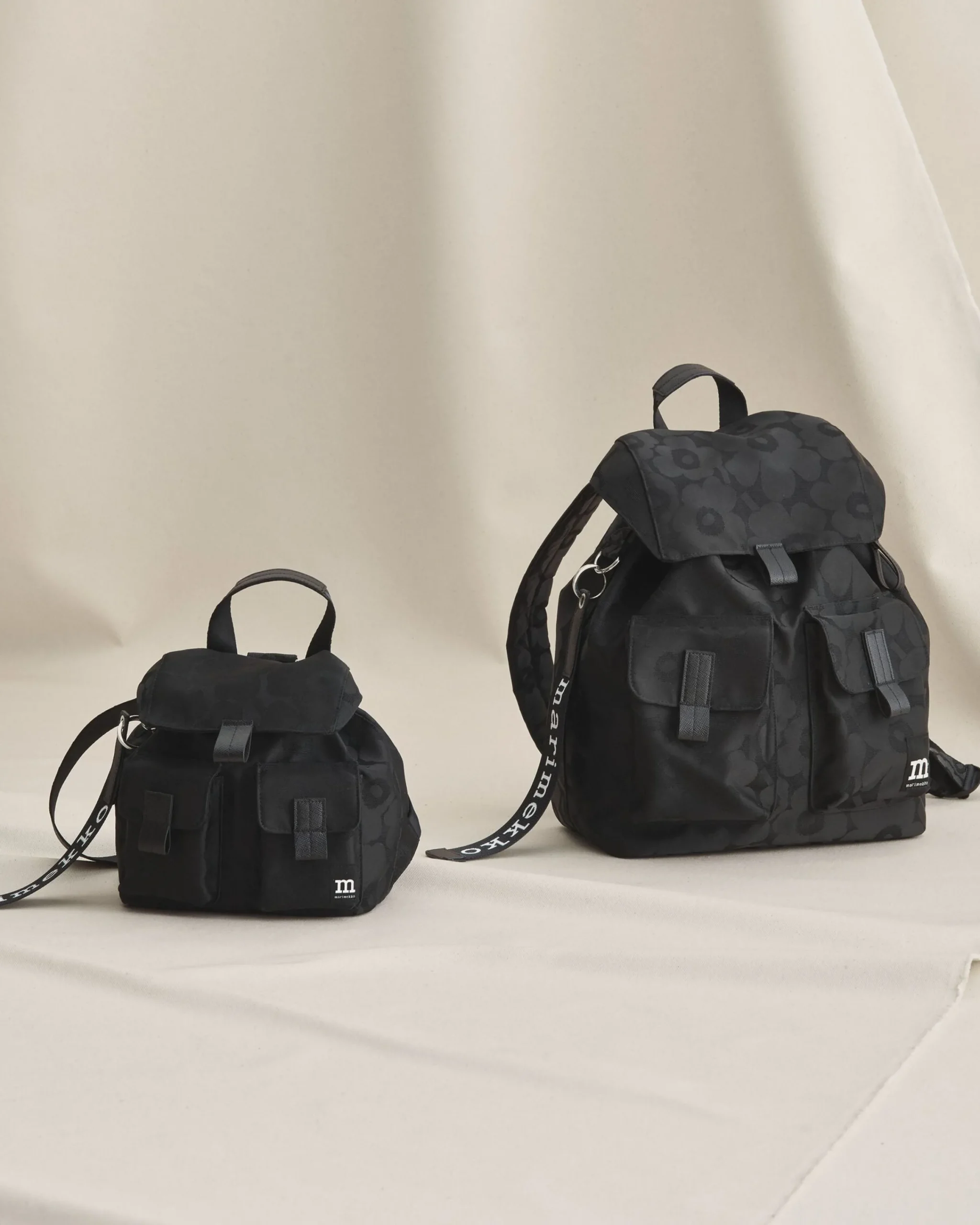 everything_backpack_l_unikko_reppu_5.webp Marimekko Reput^Everything Backpack L Unikko Reppu