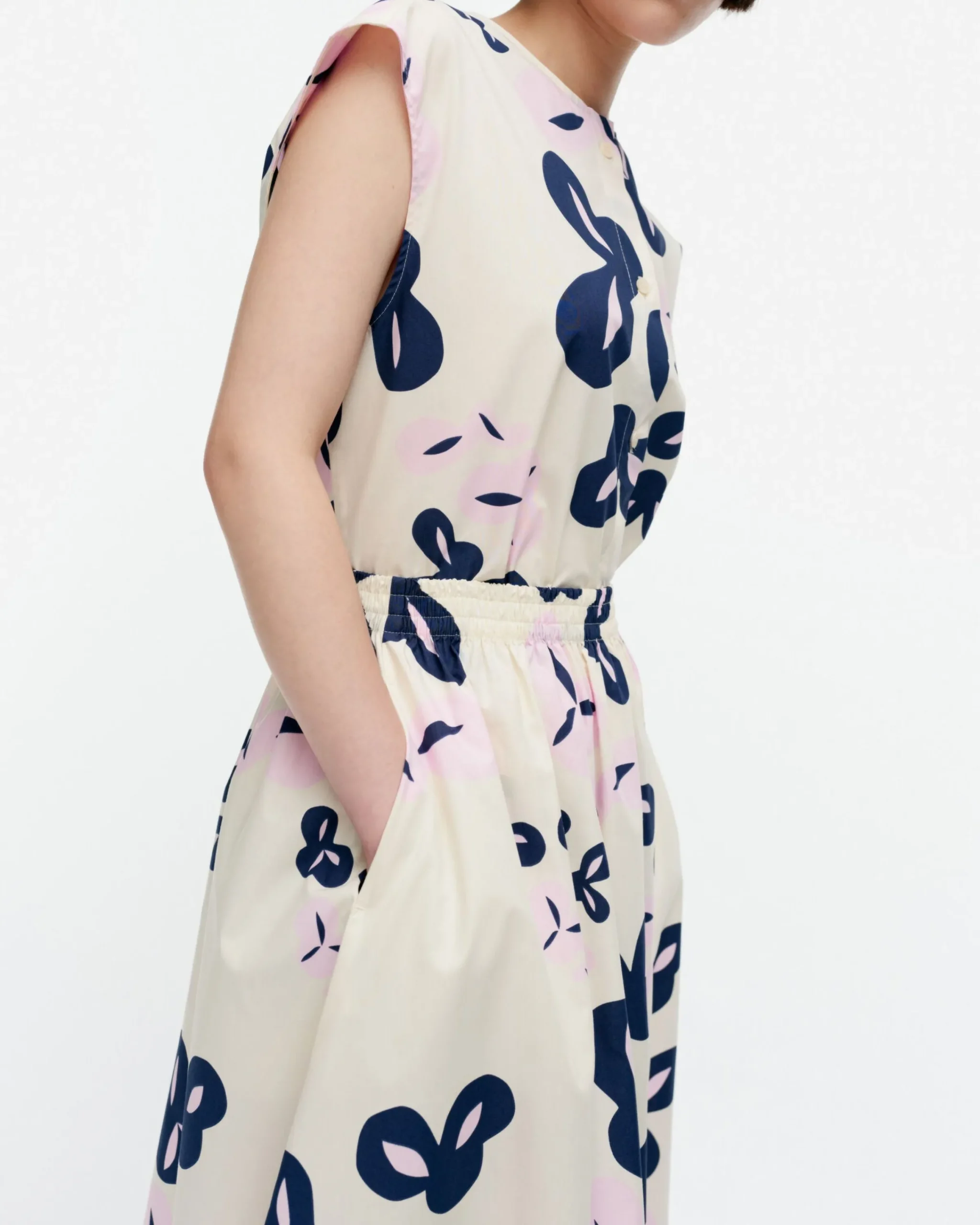 garrel_poiminto_puuvillapopliinihame_3.webp Marimekko Hameet^Garrel Poiminto Puuvillapopliinihame