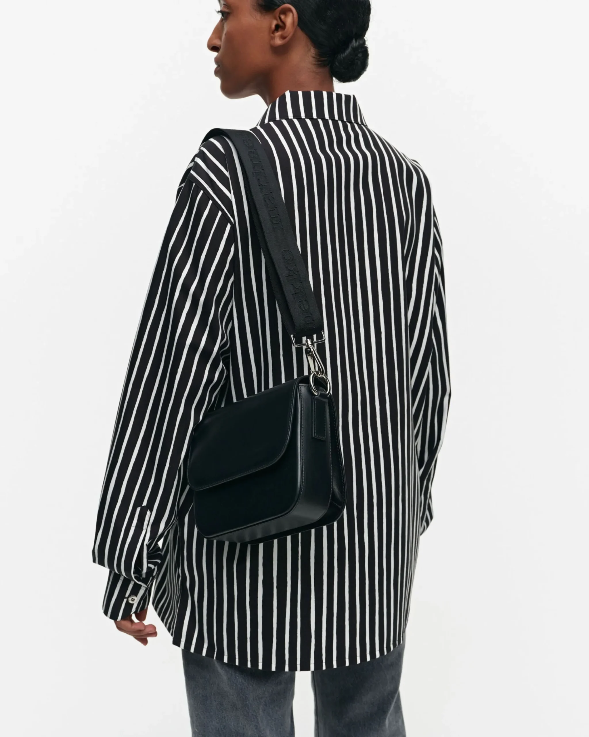 joutuisa_laukku_4.webp Marimekko Kasilaukut^Joutuisa -Laukku
