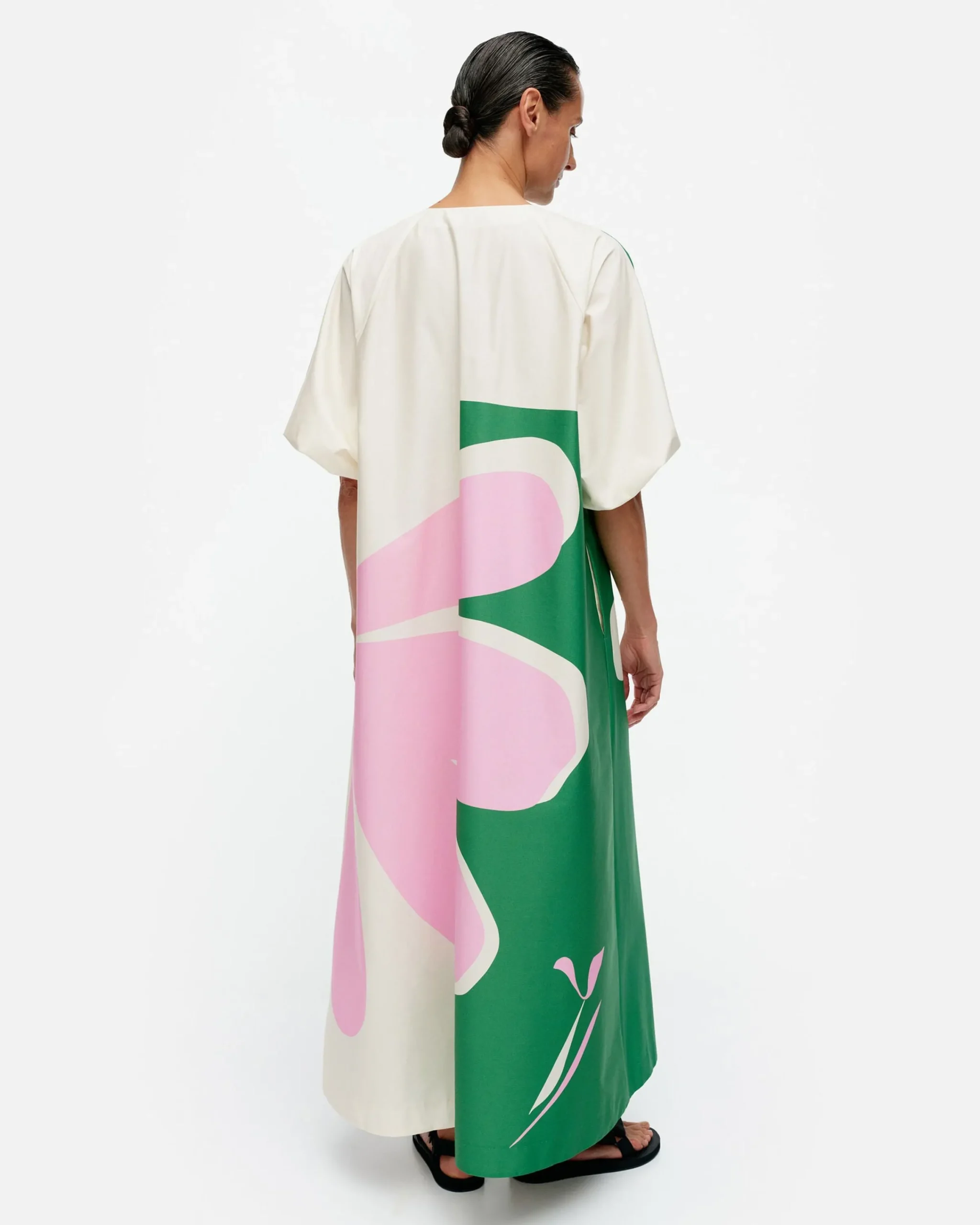 karkelo_kolmikko_puuvillamekko_2.webp Marimekko Mekot^Karkelo Kolmikko Puuvillamekko