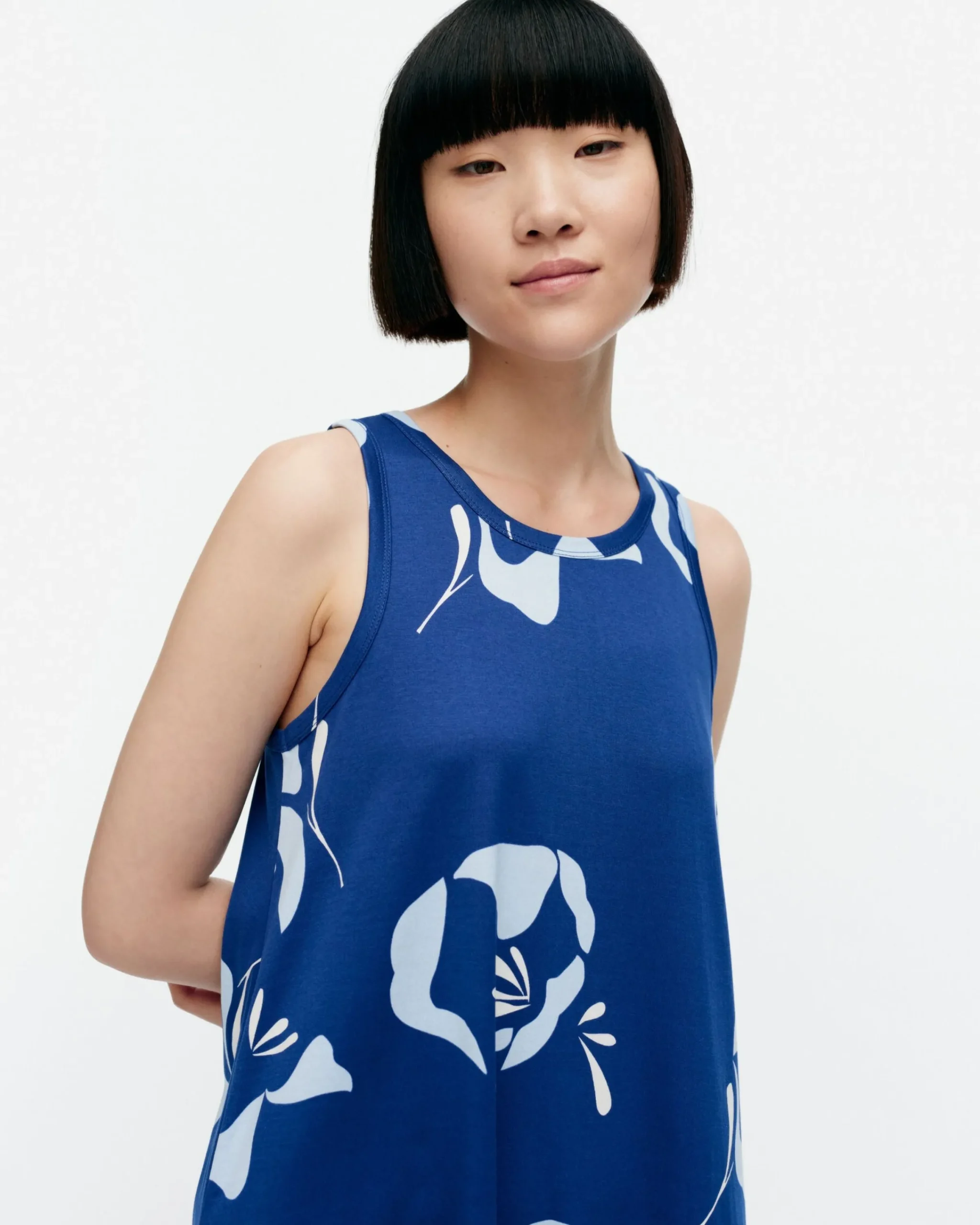 liplatus_helakka_trikoomekko_3.webp Marimekko Mekot^Liplatus Helakka Trikoomekko