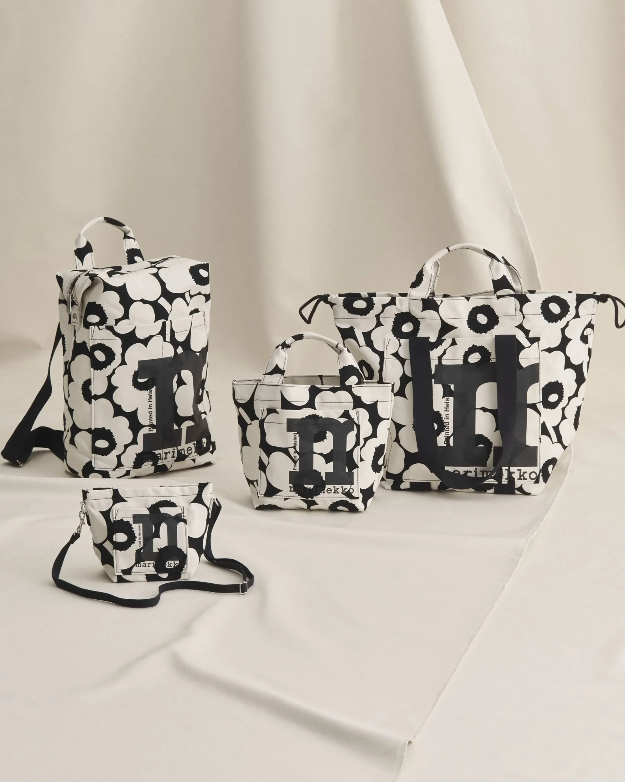 mono_mini_crossbody_unikko_laukku_5.webp Marimekko Kangaslaukut^Mono Mini Crossbody Unikko Laukku