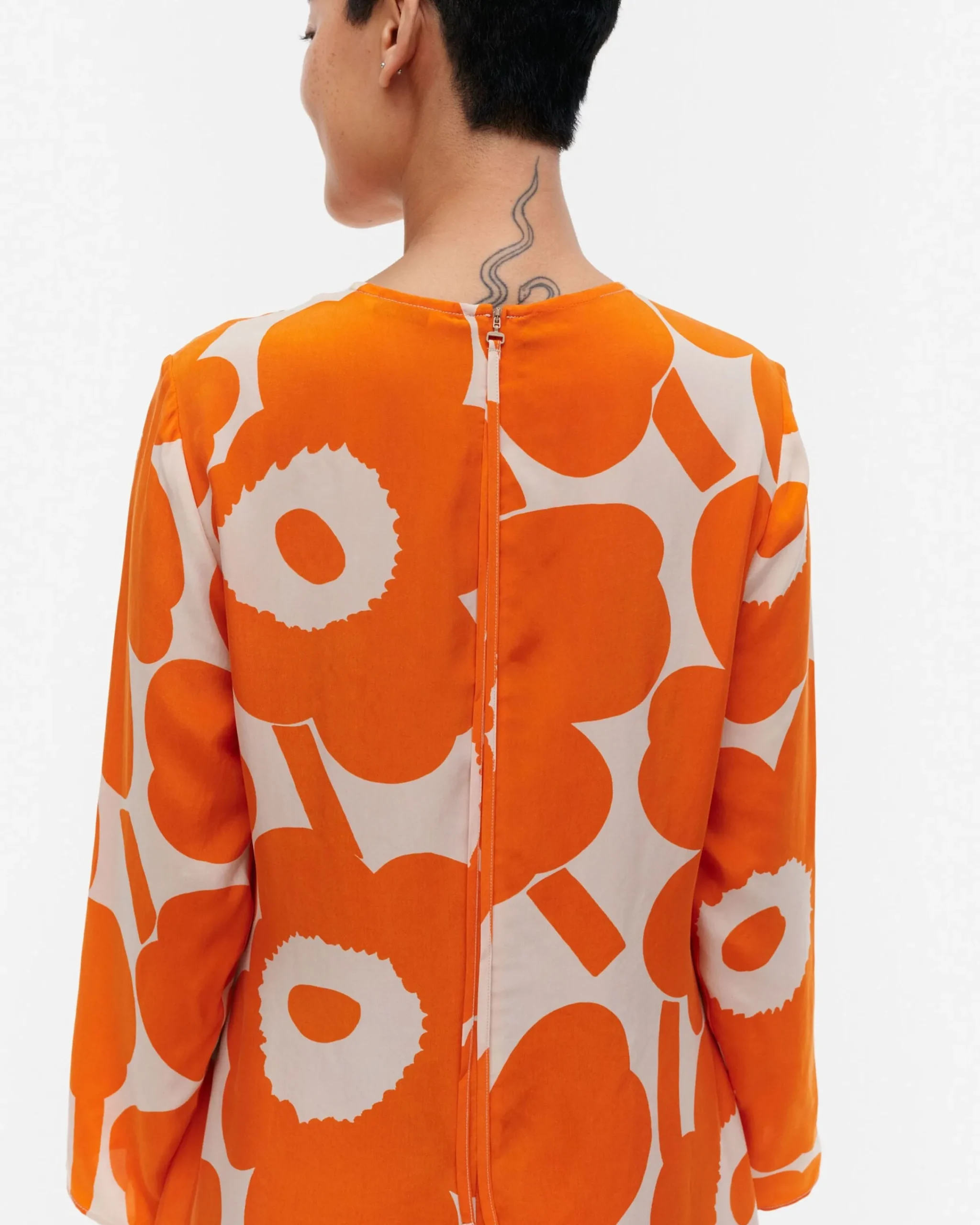 vesitse_unikko_kupromekko_3.webp Marimekko Mekot^Vesitse Unikko Kupromekko