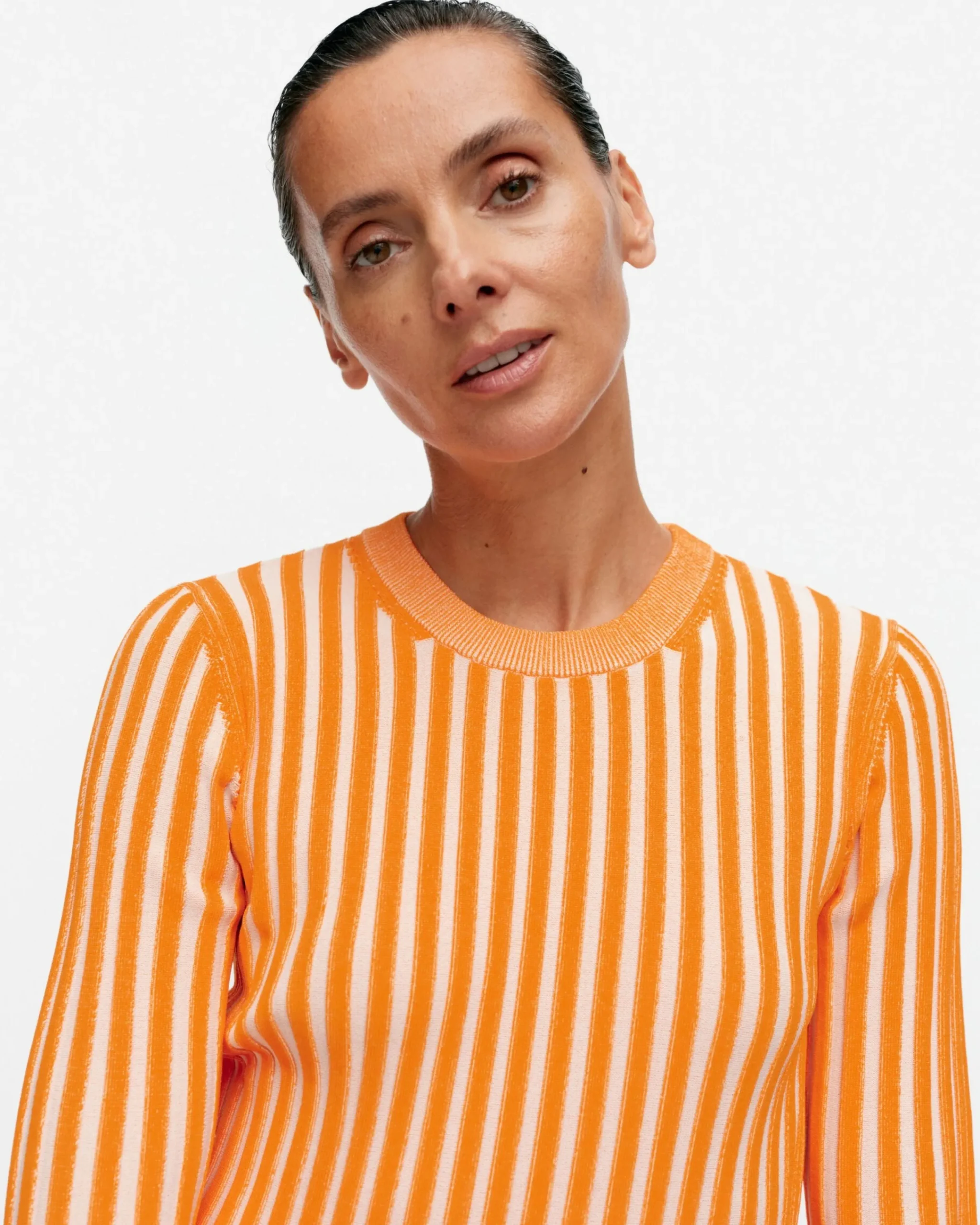 virtaama_merirosvo_neulepaita_3.webp Marimekko Paidat Ja Tunikat^Virtaama Merirosvo Neulepaita
